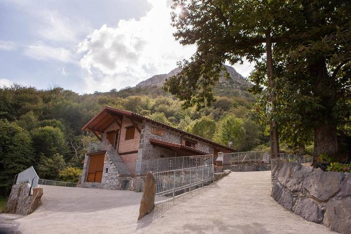 Apartamento para 2 personas, con Balcón y Terraza además de Jacuzzi y Sauna en Soba