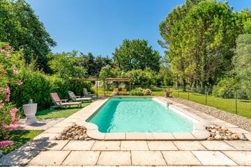 Chambre D’hôte pour 2 Personnes dans Pernes-les-Fontaines, Provence, Photo 3