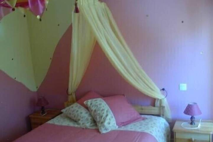 Gîte pour 8 personnes, avec terrasse et jardin à Savigné - 2