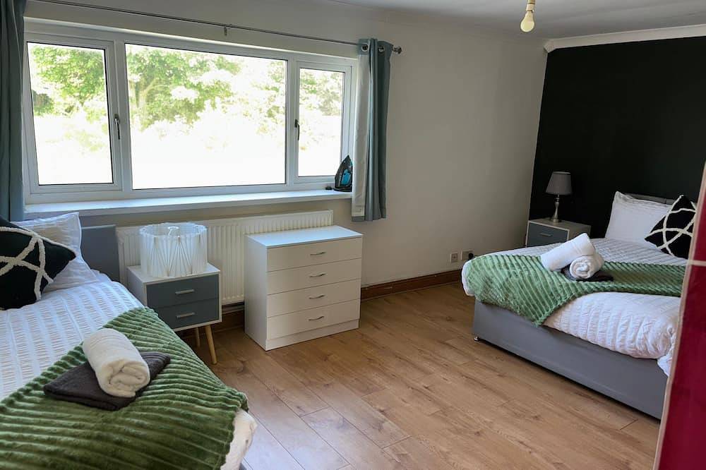 Comfy 5-bedroom House in Swansea; great for families, friends, tourists, workers in Swansea, Región de Swansea