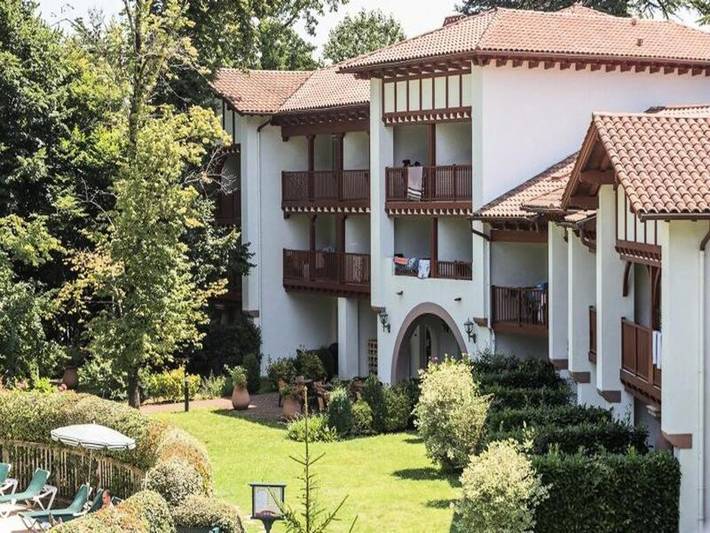 Gîte pour 5 personnes, avec piscine, adapté aux familles à Uhart-Cize - 2