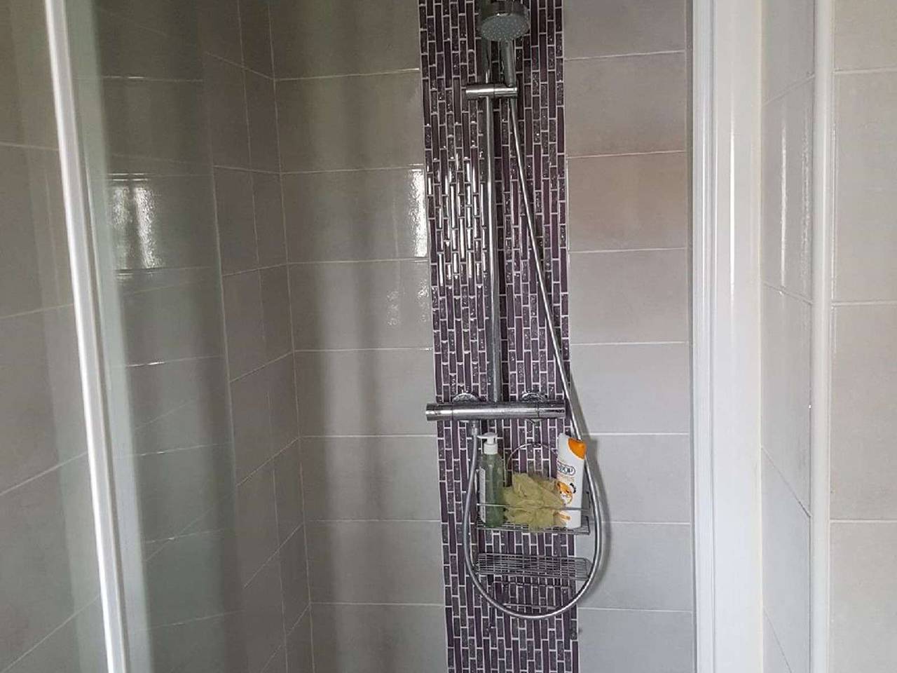 Apartamento entero, Apartamento renovado cerca de la playa con terraza y parking privado in Royan, Côte de Beauté