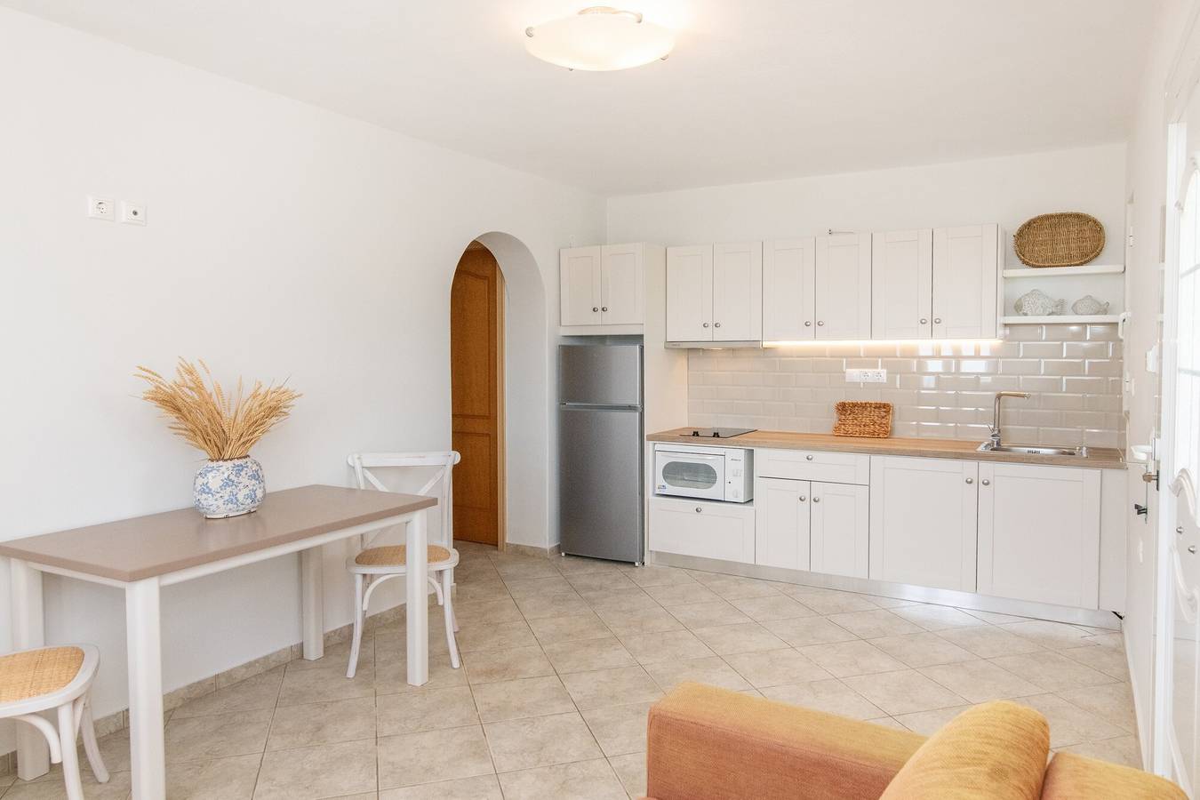 Holiday Home 'Anemologio 101 Tinos' with Sea View, Wi-Fi and Air Conditioning in Ormos Agiou Ioannou, Tinos