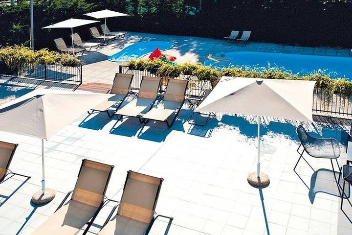 Location de vacances pour 4 personnes, avec jardin ainsi que bassin pour enfant et piscine à Loano - 4