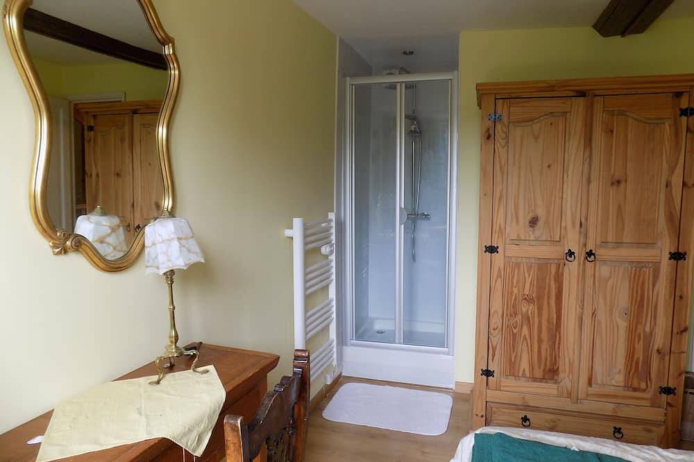 Modernised Stone Cottage in Beautiful Suisse Normande in Notre-Dame-de-Bonne-Nouvelle, Caen region