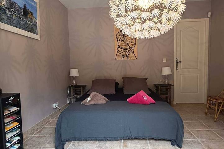 Location de vacances pour 8 personnes, avec terrasse et jardin à Besse-sur-Issole - 2