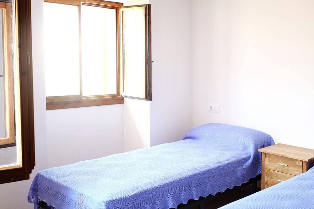 Casa familiar tradicional totalmente reformada con piscina en Pórtol in Portol, Marrachí