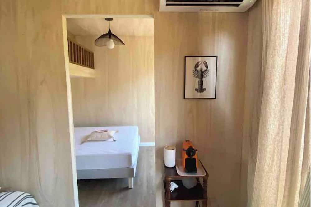 La Cabane de Pianiccia ~ à 5 Minutes des Plages, Commerces et Port de Solenzara in Sari-Solenzara, Sartène und Umgebung