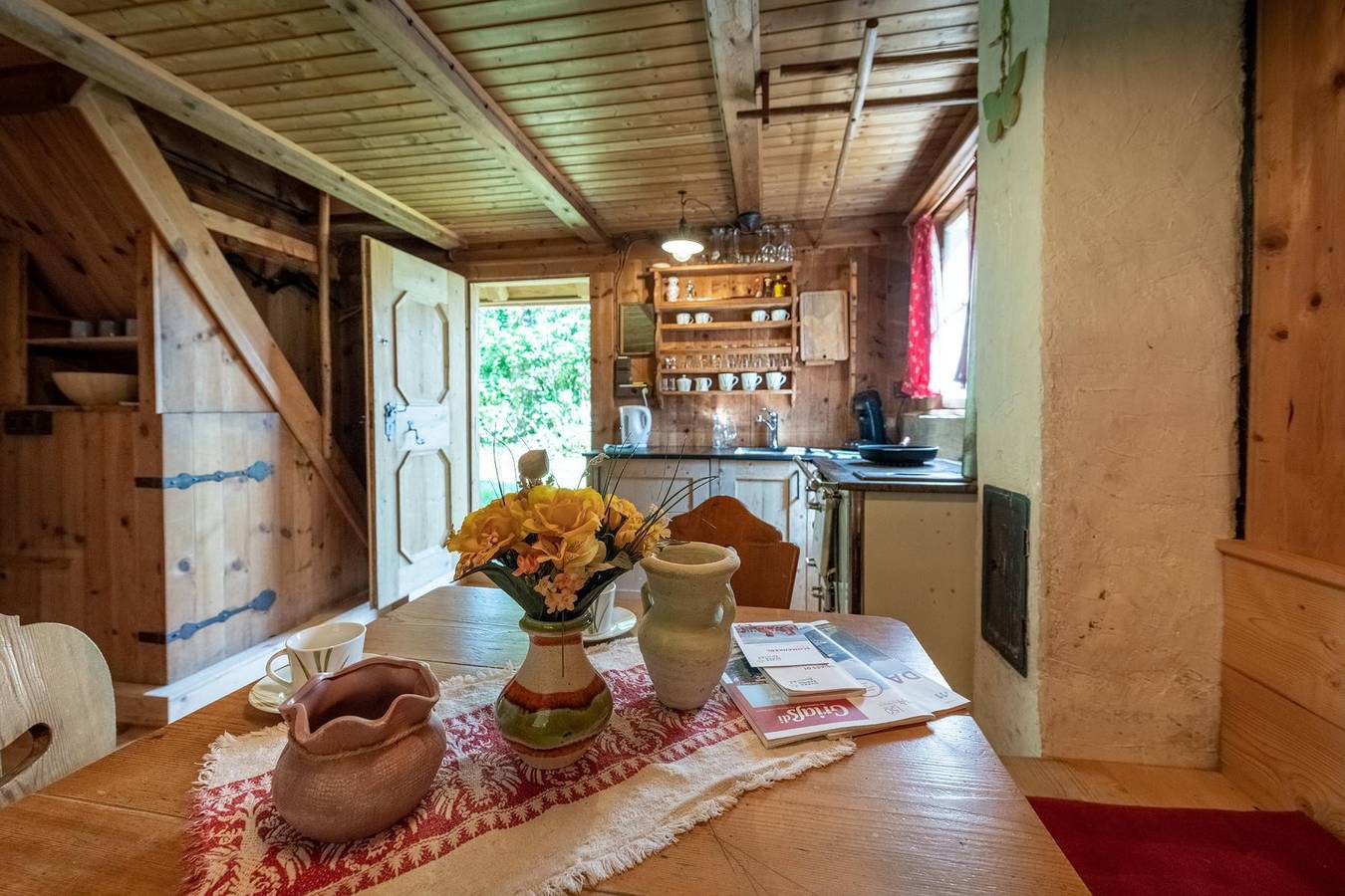 Entire holiday apartment, Wichtelhütte in Terfens, Tirolean lowland region