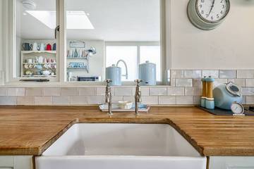 Holiday Home for 6 People in West Wittering, West Sussex, Photo 3