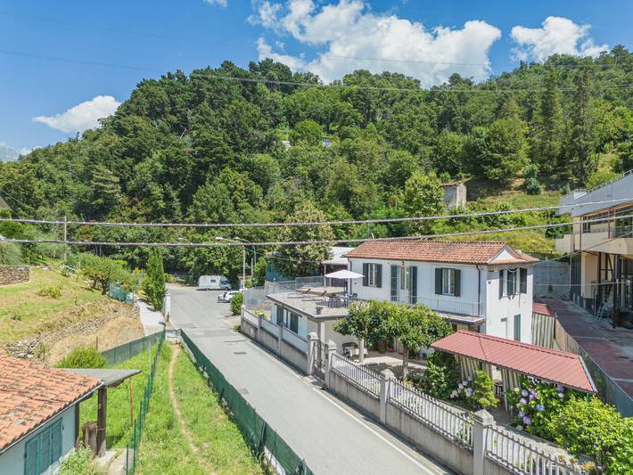 Villa für 2 Personen, mit Terrasse und Garten in Massa - 2