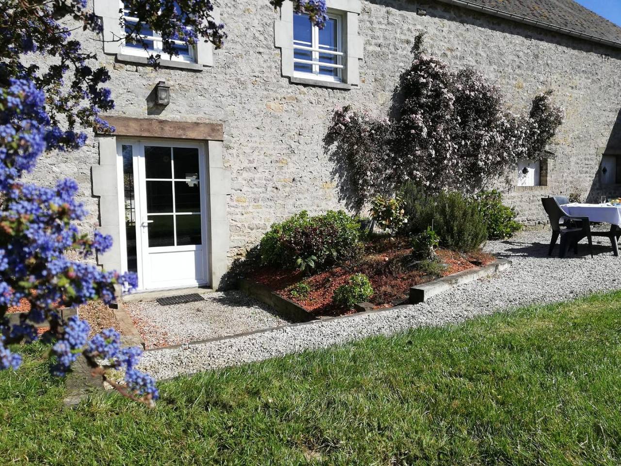 Maison De Vacances pour 4 Personnes dans Sainte-Marie-du-Mont, Cotentin