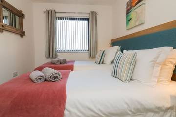 Holiday Home for 4 People in Westward Ho, Devon, Photo 2