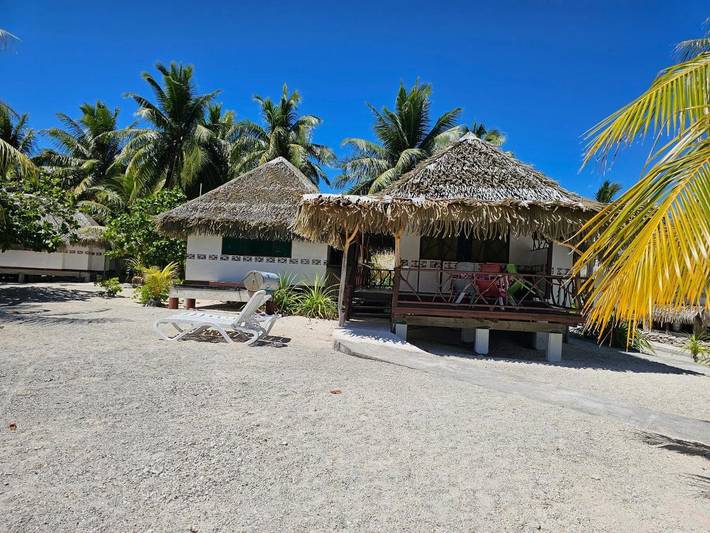 Gîte pour 2 personnes, avec vue ainsi que jardin et balcon dans Rangiroa - 3