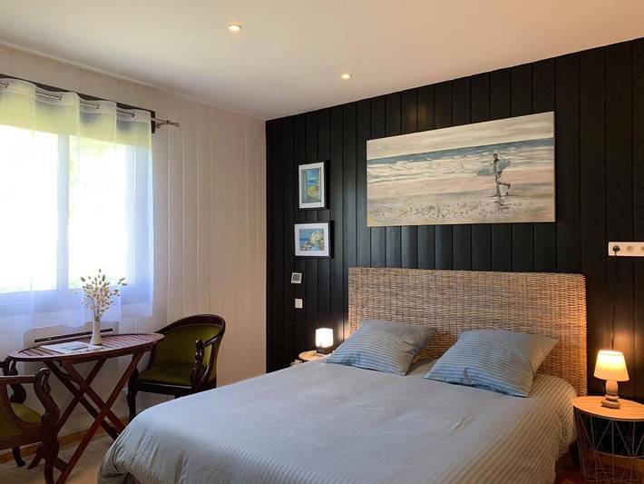 Chambre d’hôte pour 2 personnes, avec vue et piscine ainsi que terrasse et jardin à Vendays-Montalivet - 4