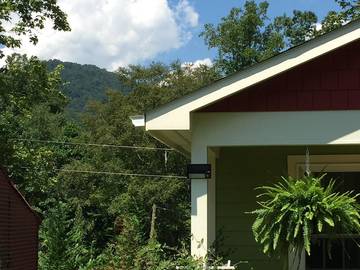 Cabin for 2 Guests in Black Mountain, Blue Ridge Mountains, Picture 4