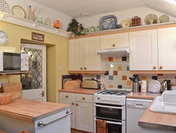 Cottage for 4 People in Barrow-in-Furness, Cumbria, Photo 4