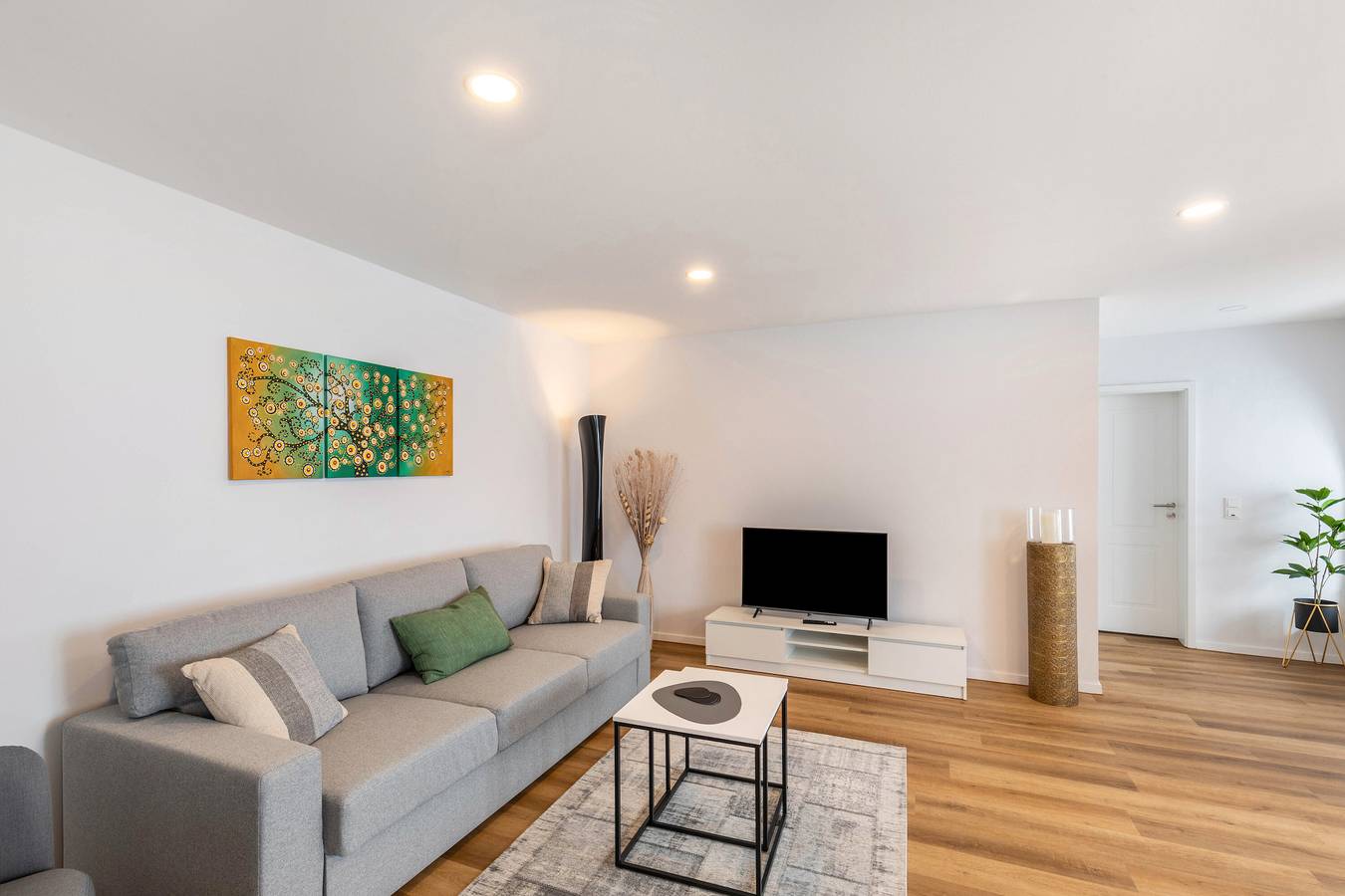 Geheel appartement, Appartement 'Werner-Senger-Haus 1' met gedeeld terras en wifi in Limburg (Duitsland), Lahntal