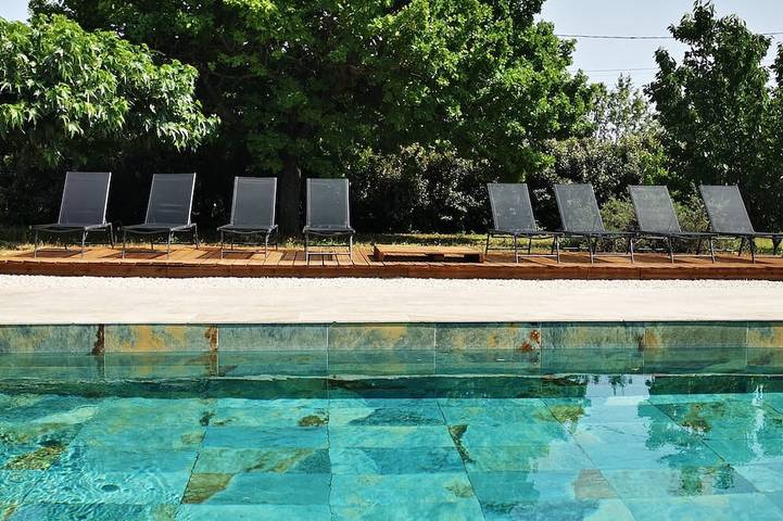 Agriturismo pour 19 personnes, avec balcon et jardin à Pernes-les-Fontaines