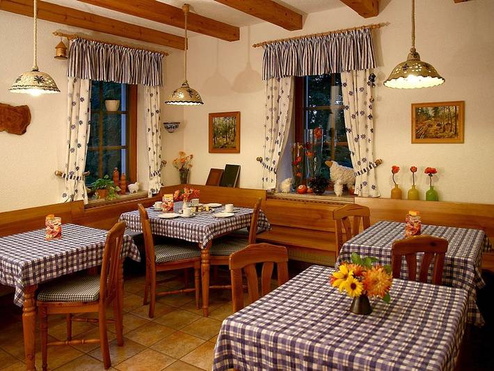 Ganze Ferienwohnung, Ferienhof "Alte Försterei" - Hasensasse in Knau, Thüringer Schiefergebirge