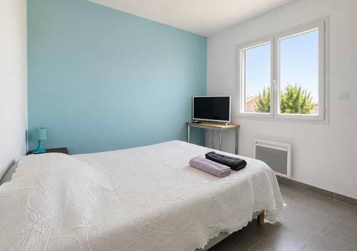 Location de vacances pour 2 personnes, avec vue et terrasse à Chatuzange-le-Goubet - 3