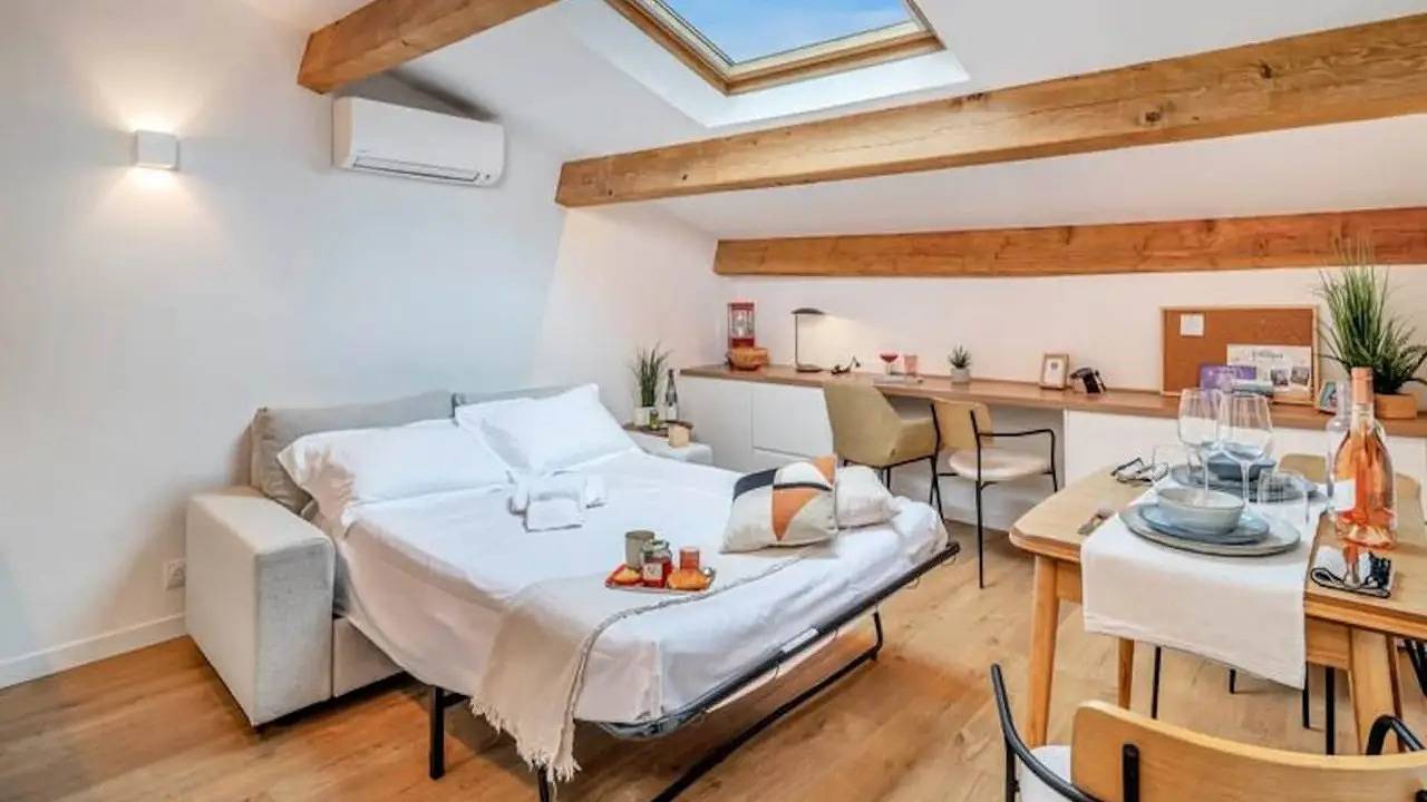 Appartement de vacances entier, Ferienwohnung für 4 Personen (30 m²) in Pertuis in Pertuis, Parc naturel régional du Luberon