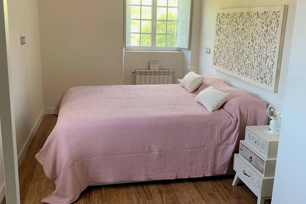 Casa da Vizcaya, Xilloi Beach in O Vicedo, Galician Coast