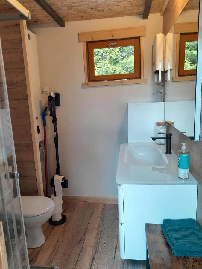 Gîte pour 4 personnes, avec vue ainsi que balcon et jardin à Champclause - 3