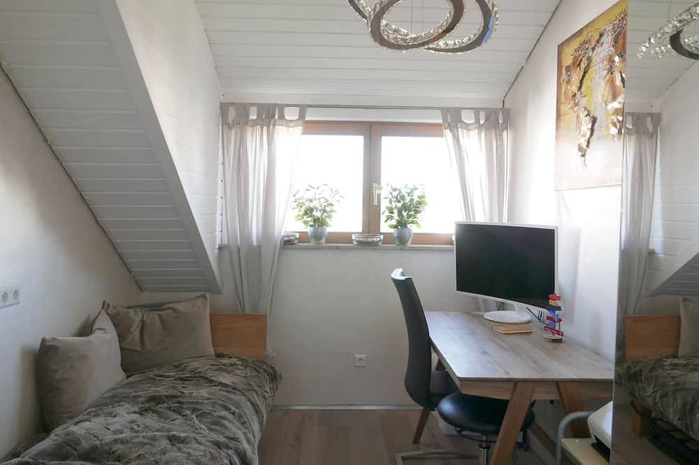 Ganze Wohnung, Bodensee - Seewind - Design - Fewo - nur 5 Min vom Bodensee entfert in Owingen, Bodenseekreis
