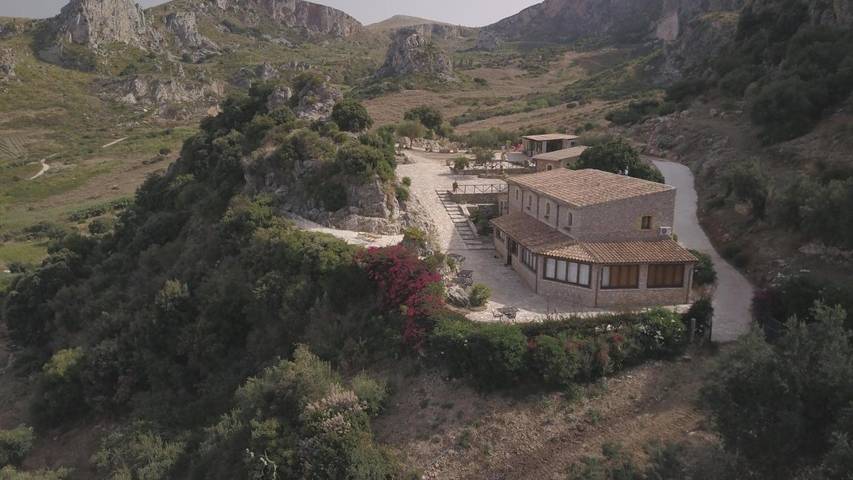 Chambre d’hôte pour 2 personnes, avec jardin ainsi que terrasse et vue à Castellammare del Golfo - 3