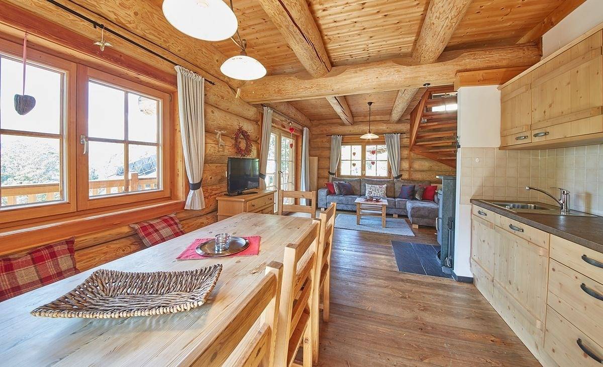 Vakantiehuis voor 8 personen met balkon in Saalbach, Saalbach-Hinterglemm