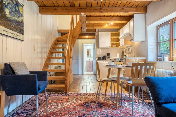 Entire apartment, Holiday Apartment 'Alte Polsterei' with Private Terrace, Shared Garden and Wi-Fi in Nienstädt, Landkreis Schaumburg