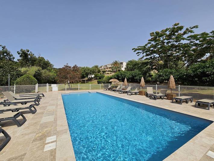 Apartamento de vacaciones para 4 personas, con terraza y piscina - 1