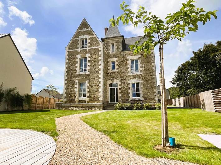 Location de vacances pour 13 personnes, avec jardin ainsi que piscine et vue à Crossac - 3