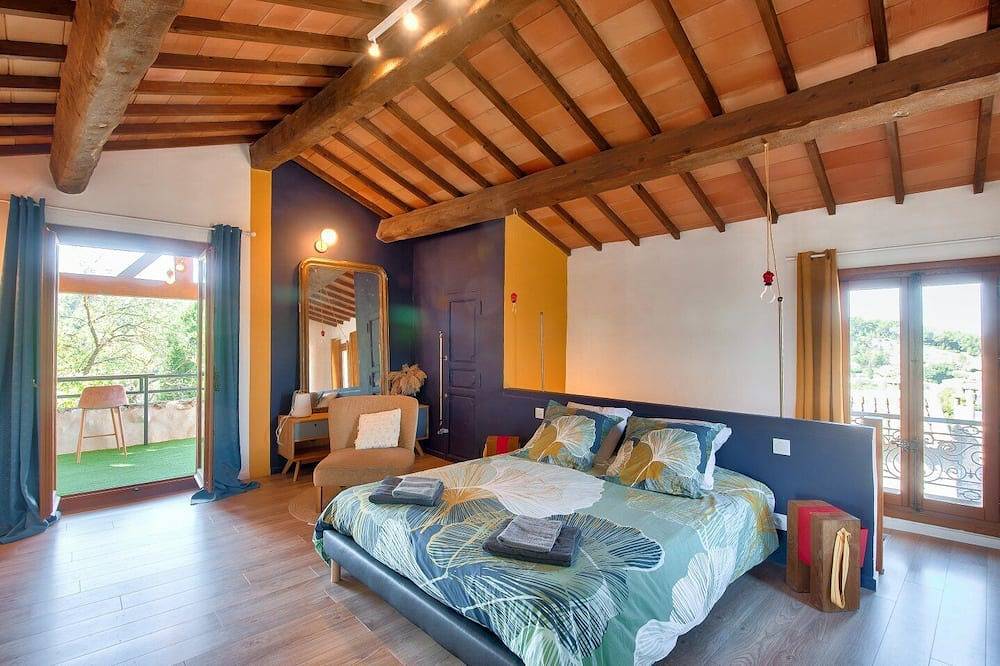 Belle Maison Charmante Typiquement Provençale in Meyrargues, Aix-en-Provence region