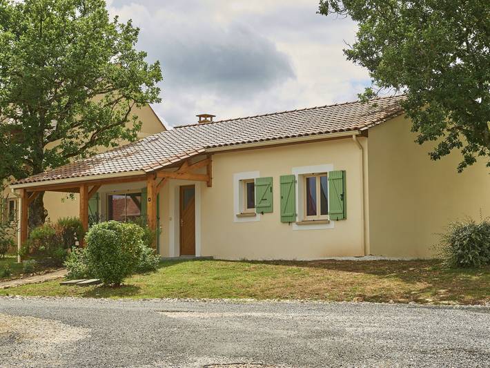 Villa pour 6 personnes, avec Terrasse ainsi que Jardin et Piscine dans le Lot