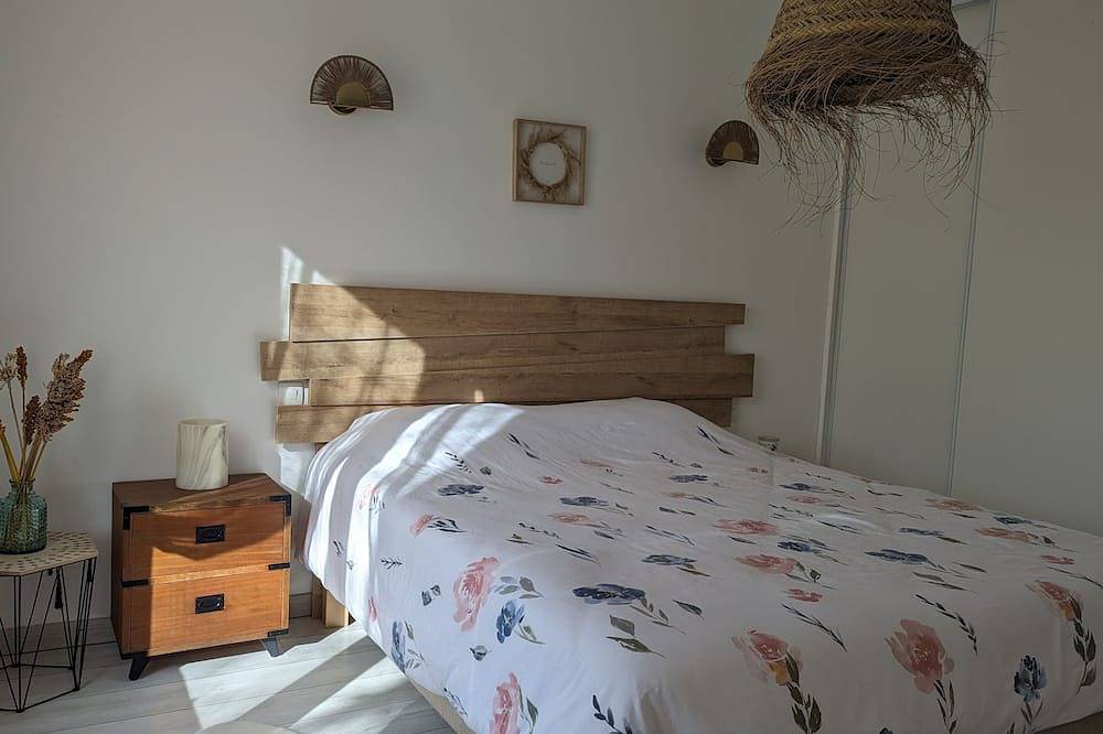 Maison classée 3* au calme à 50m de l'océan, ménage inclus et lit prêt in Yves, Région de La Rochelle
