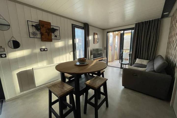 Gîte pour 4 personnes, avec piscine, animaux acceptés dans La Devise - 4