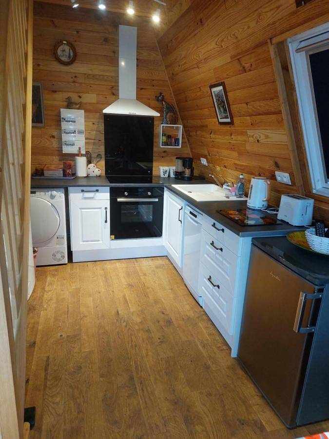 Gîte pour 4 personnes, avec jardin ainsi que piscine et vue, animaux acceptés à Sarlande - 3