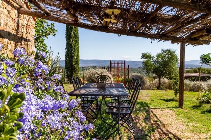 Agriturismo "Gli Archi" con piscina, Wi-Fi e giardino in Civitella Paganico, Provincia di Grosseto