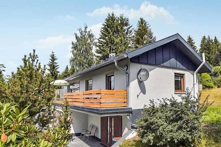 Ferienhaus für 4 Personen, mit Sauna in Suhl
