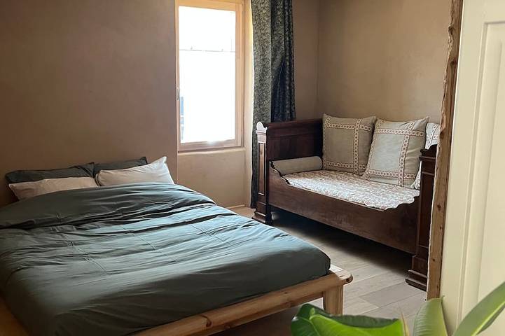 Location de vacances pour 9 personnes, avec terrasse à Marlens - 2