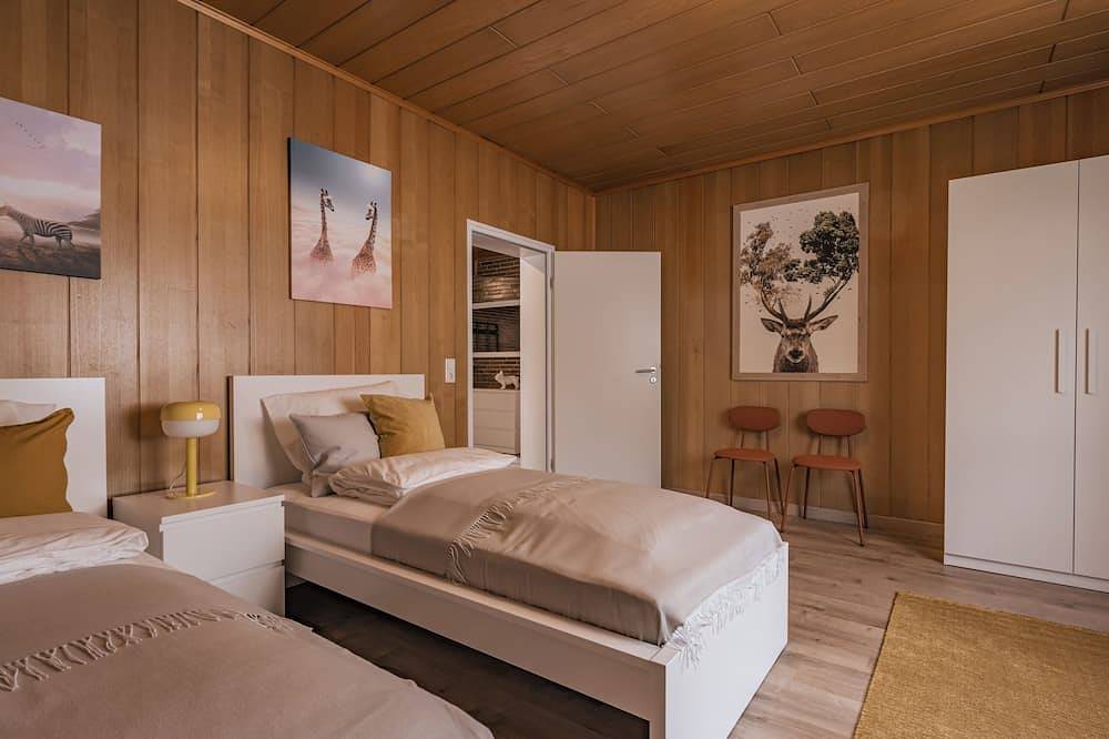 Ganze Wohnung, Bonquartier | Moderne Wohnung mit Arbeitsplätzen, Terrasse & Parkplatz in Hennef, Rhein-Sieg-Kreis