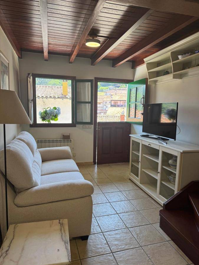 Location de vacances pour 4 personnes, avec Balcon ainsi que Terrasse et Vue dans Tazones - 3