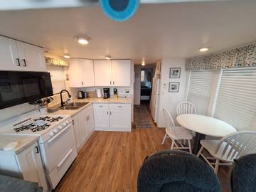 Loft for 4 Guests in California, USA, Picture 1