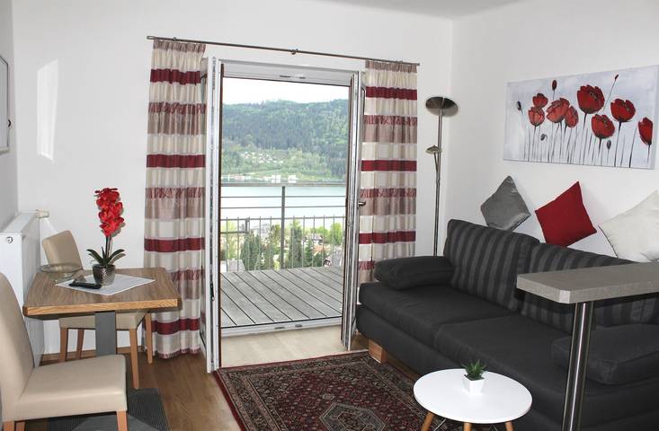 Pension für 2 Personen, mit Ausblick und Terrasse sowie Seeblick, mit Haustier in Kärnten - 4