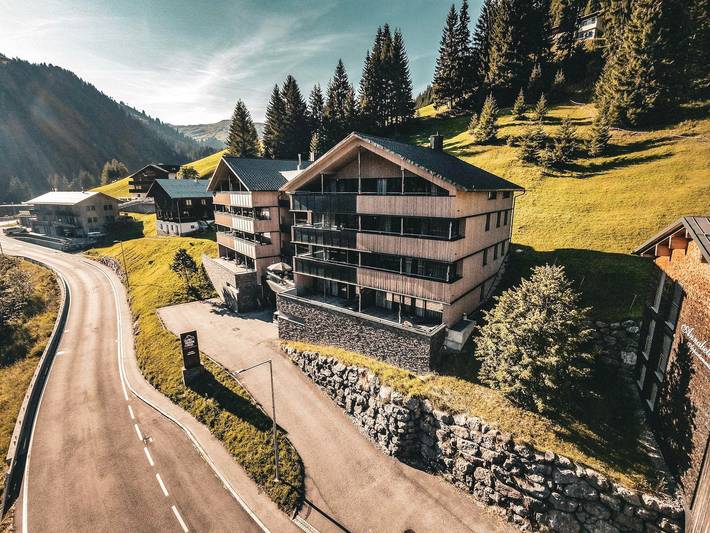 Hotel für 4 Personen, mit Balkon und Terrasse sowie Garten in Damüls