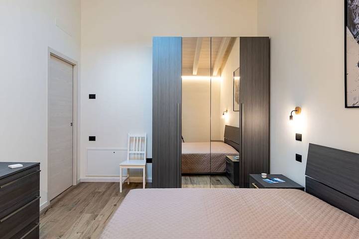 Ganze Wohnung, Angenehme Wohnung für 8 Gäste mit  W-Lan, Tv und Innenhof in Verceia, Comer See