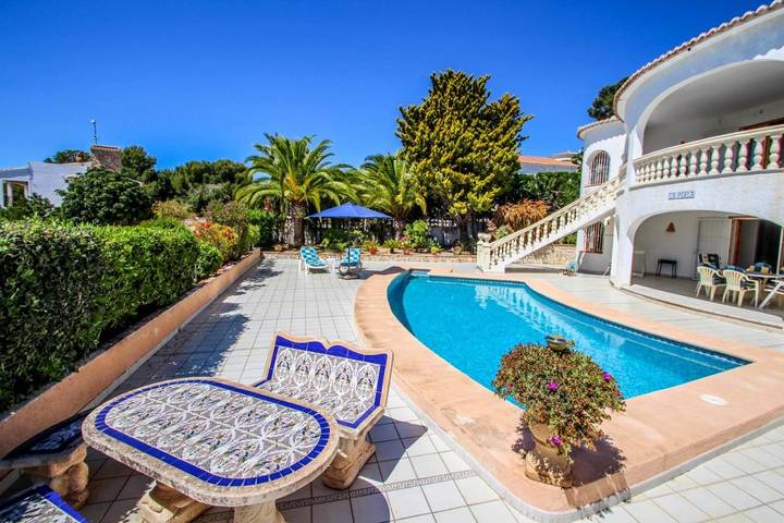 Chalet para 2 personas, con piscina además de jardín y terraza, Se admiten mascotas en Provincia de Alicante - 3