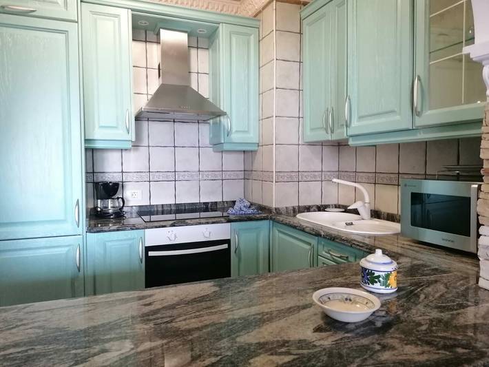 Apartamento entero, Apartamento vacacional 'SunEsmeralda' con balcón y wifi in Sueño Azul, Adeje
